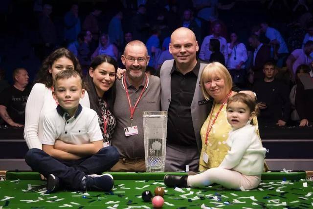 在他出色发 在他出色发