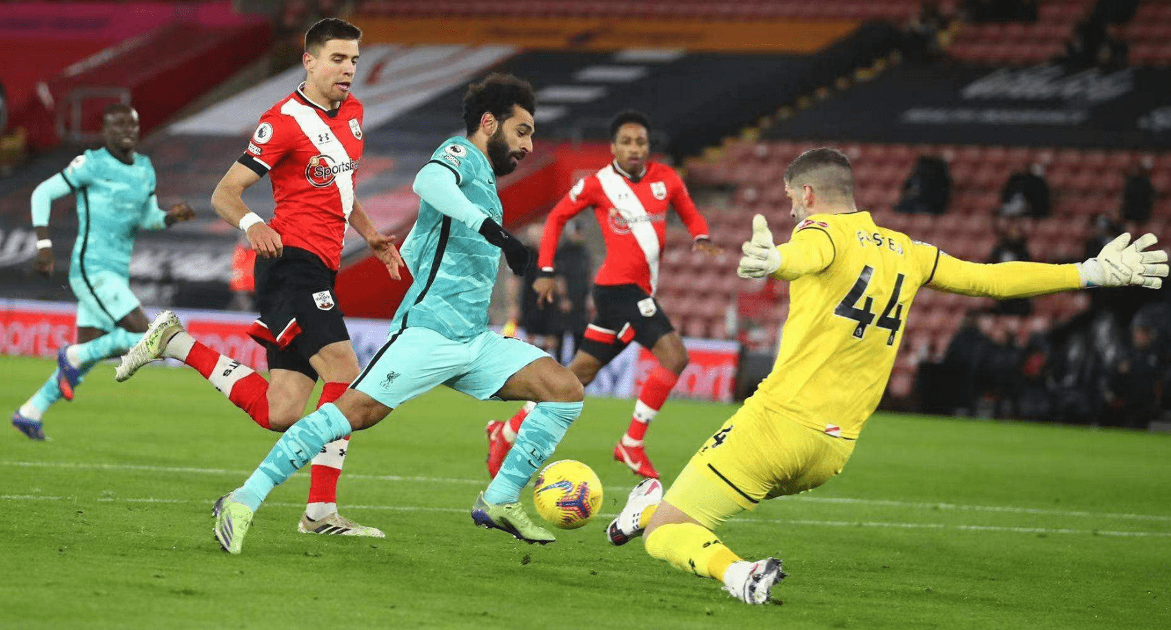 场轩然大波 场轩然大波