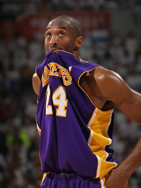 群的异常会 群的异常会